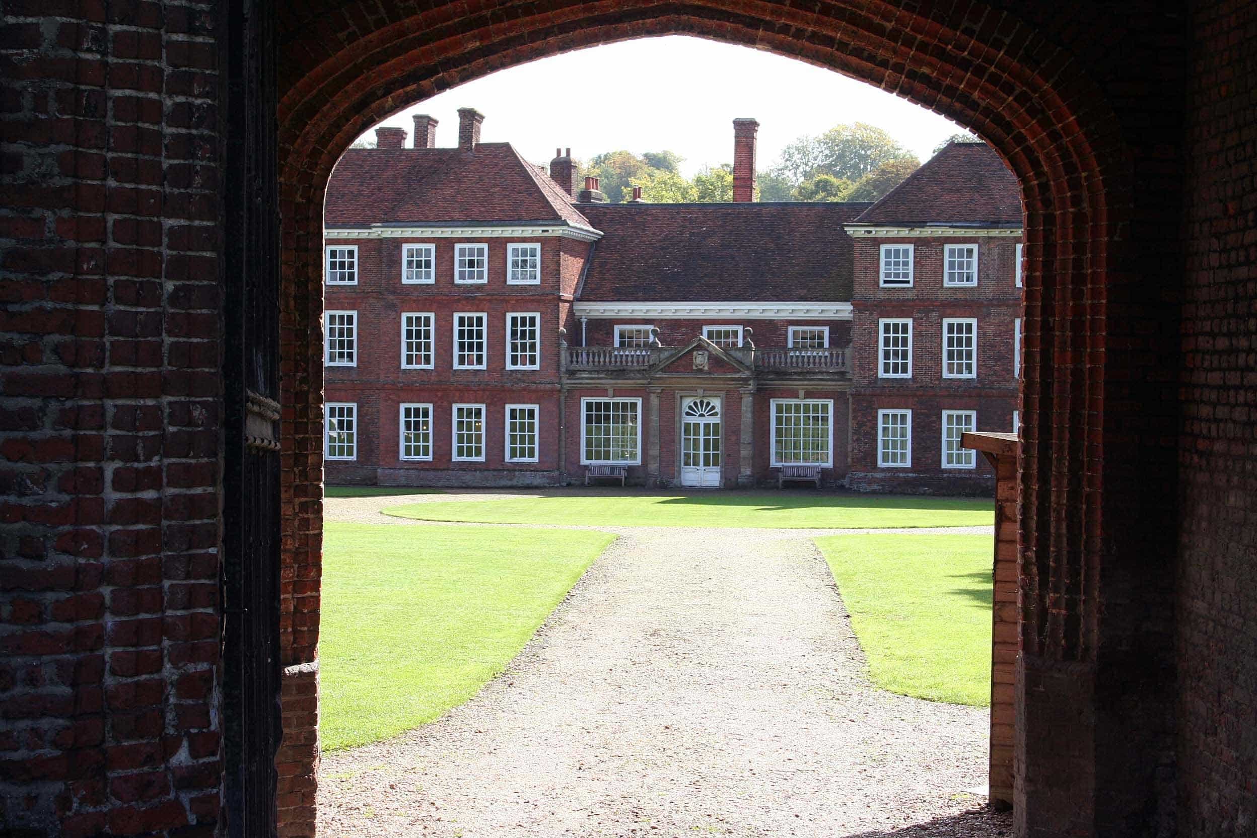 Lullingstone Castle